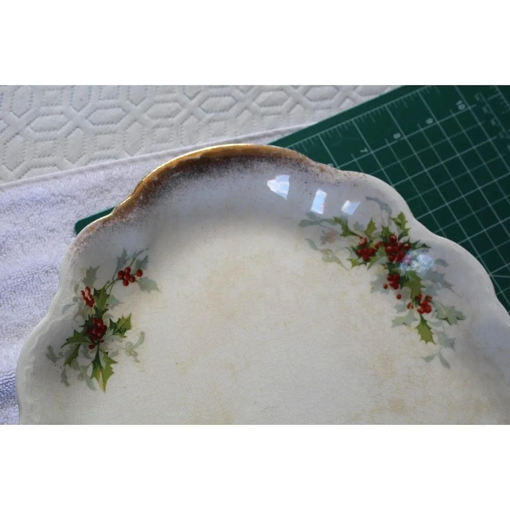 Homer Laughlin Hudson Holly Scalloped Oval Serving‎ Platter 15.5 Inch